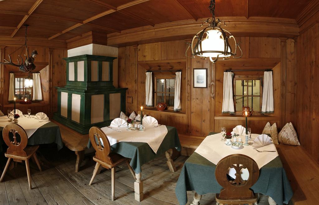 Gasthof Herrnhaus Brixlegg Exteriör bild